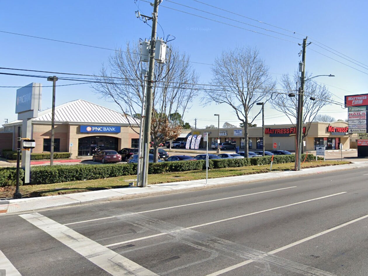 11820-11890 Westheimer Rd, Houston, TX à louer Photo du bâtiment- Image 1 de 7