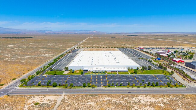 Plus de détails pour 2801 W Avenue H, Lancaster, CA - Industriel à louer