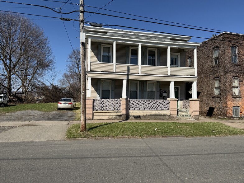 607 Blandina St, Utica, NY for sale - Building Photo - Image 2 of 10