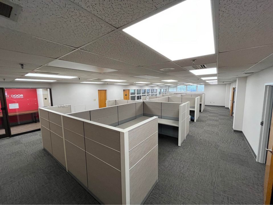 446-450 Union Blvd, Allentown, PA for lease Interior Photo- Image 1 of 4