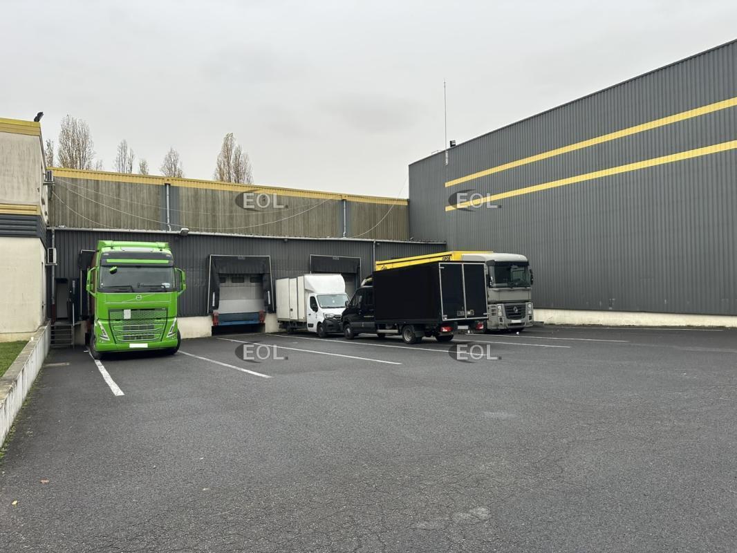 Flex dans Le Blanc-Mesnil à louer Photo du bâtiment- Image 1 de 16