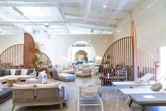 18060 Euclid St, Fountain Valley, CA for sale Interior Photo- Image 1 of 4