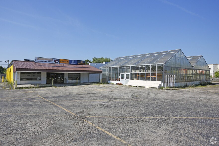 25W017 W Lake St, Roselle, IL à vendre - Photo du bâtiment - Image 2 de 3