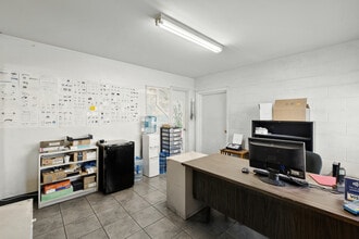 1428 W South Central Park Ave, Anaheim, CA for sale Interior Photo- Image 1 of 4