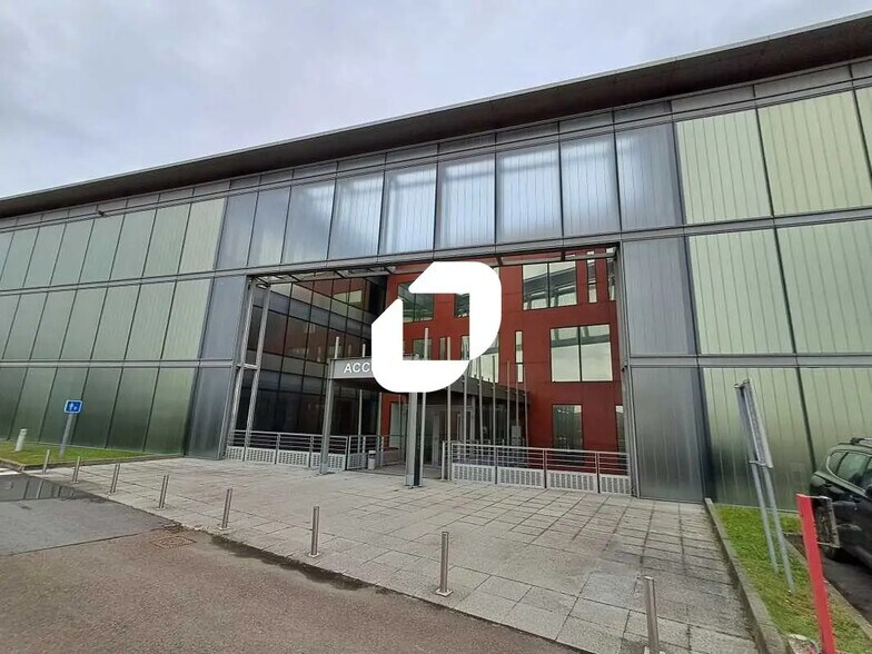 Office in Vélizy-Villacoublay for lease - Building Photo - Image 1 of 6