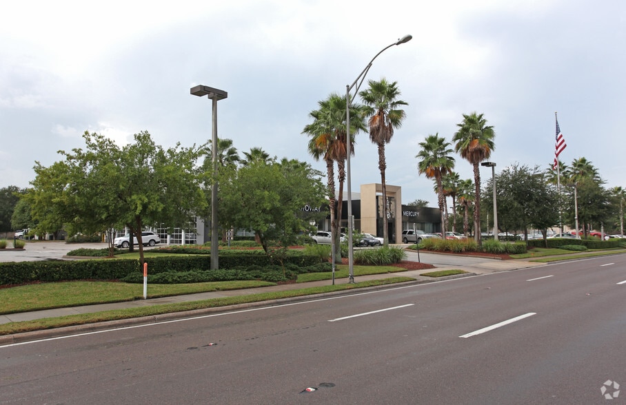 2085 Gulf To Bay Blvd, Clearwater, FL à vendre - Photo du bâtiment - Image 3 de 15