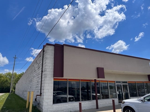 4633 Northfield Rd, Garfield Heights, OH for lease Building Photo- Image 1 of 7