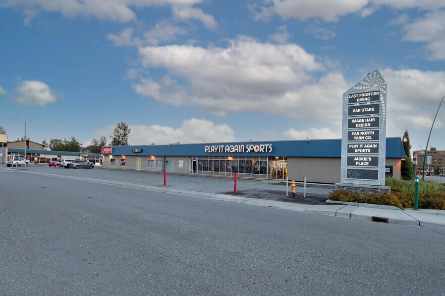 1237 W 27th Ave, Anchorage, AK à vendre - Photo du bâtiment - Image 1 de 9