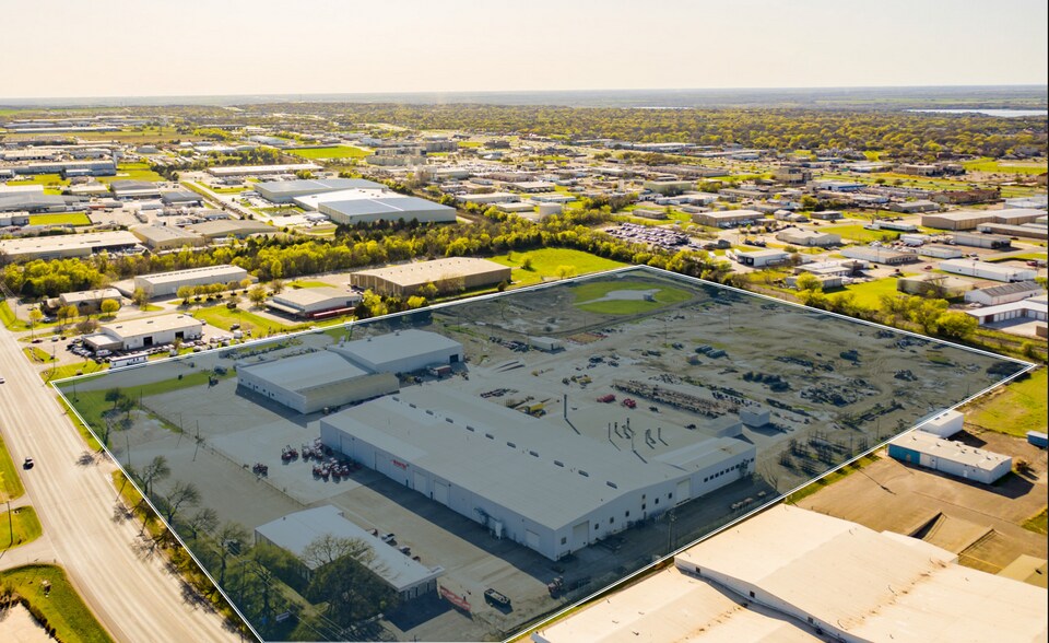 6401 Imperial Dr, Woodway, TX à louer - Photo du bâtiment - Image 2 de 7