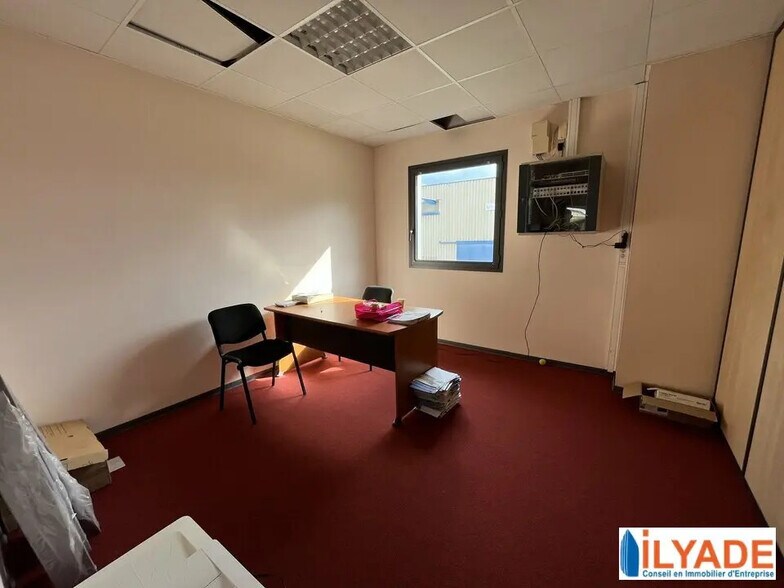 Bureau dans Aubagne à louer - Photo intérieure - Image 3 de 4