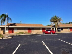 8010-8056 Old County Road 54, New Port Richey, FL for lease Building Photo- Image 2 of 4