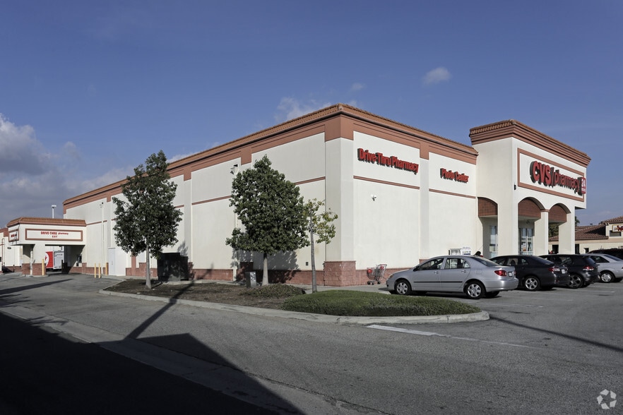 4909 Paramount Blvd, Lakewood, CA for lease - Building Photo - Image 3 of 8