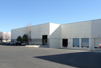 Plus de détails pour 2901 Sturgis Rd, Oxnard, CA - Industriel à louer