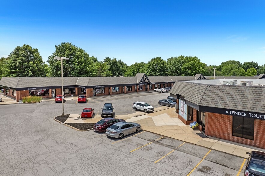 2103-2149 E 151st St, Olathe, KS for lease - Building Photo - Image 3 of 16