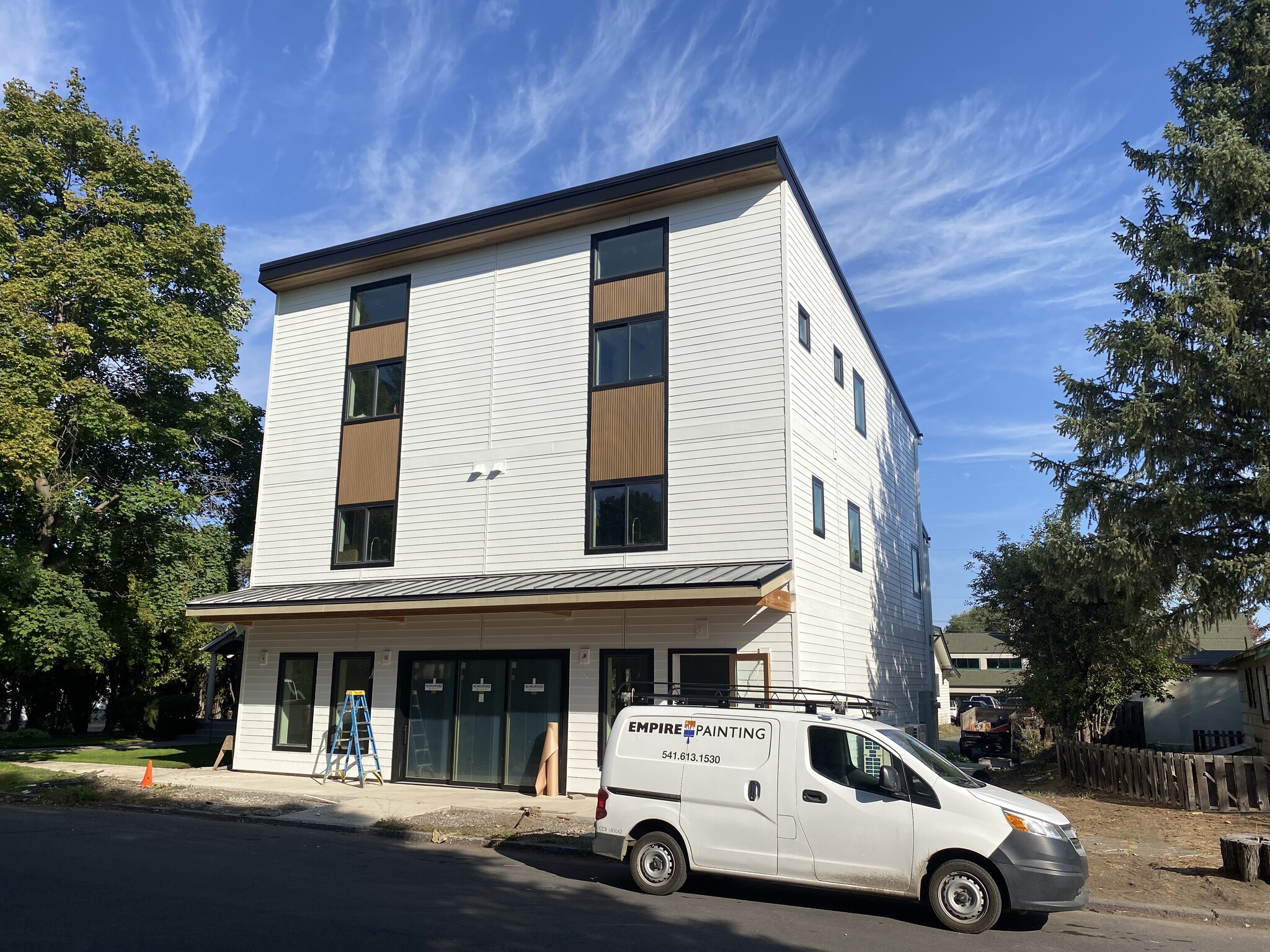 38 NW Greeley Ave, Bend, OR for lease Building Photo- Image 1 of 12