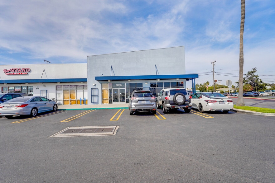 3007 Highland Ave, National City, CA for lease - Building Photo - Image 2 of 5