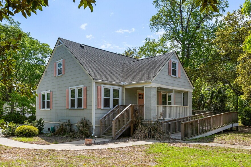 1536 Folly Rd, Charleston, SC à louer - Photo principale - Image 1 de 16