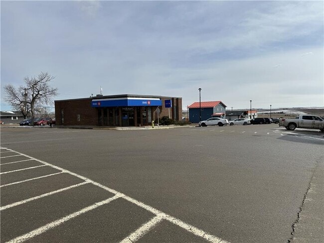 Plus de détails pour 222 Main St, Trochu, AB - Bureau à vendre