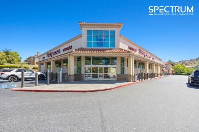 Plus de détails pour 28410-28460 Haskell Canyon Rd, Santa Clarita, CA - Commerce de détail à vendre