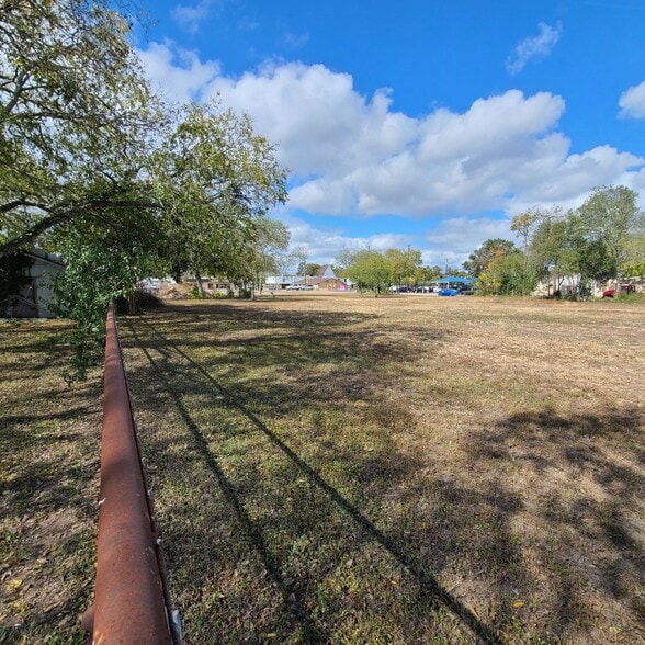 2200-2204 S WW White Rd, San Antonio, TX à louer - Autre - Image 2 de 54
