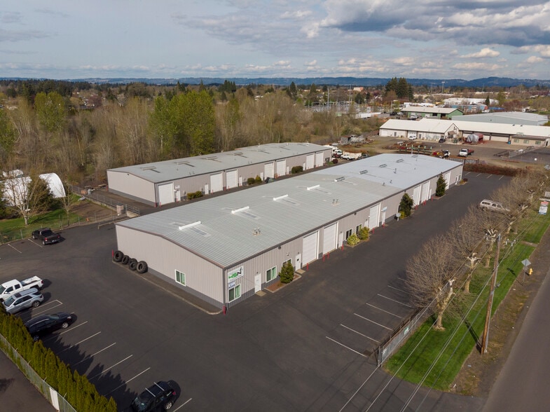 5405 SE Alexander St, Hillsboro, OR for lease - Primary Photo - Image 1 of 10