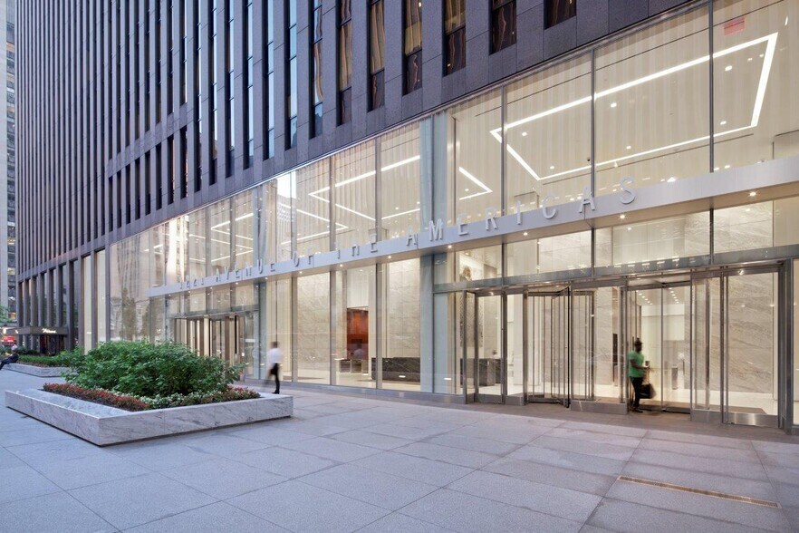1221 Avenue of the Americas, New York, NY à louer - Photo du bâtiment - Image 3 de 6