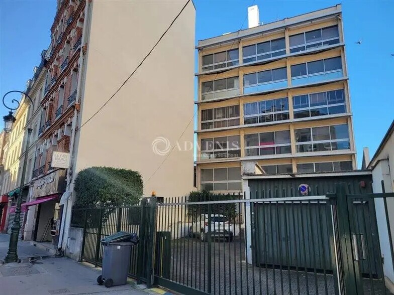 Bureau dans Puteaux à louer - Photo du bâtiment - Image 1 de 5