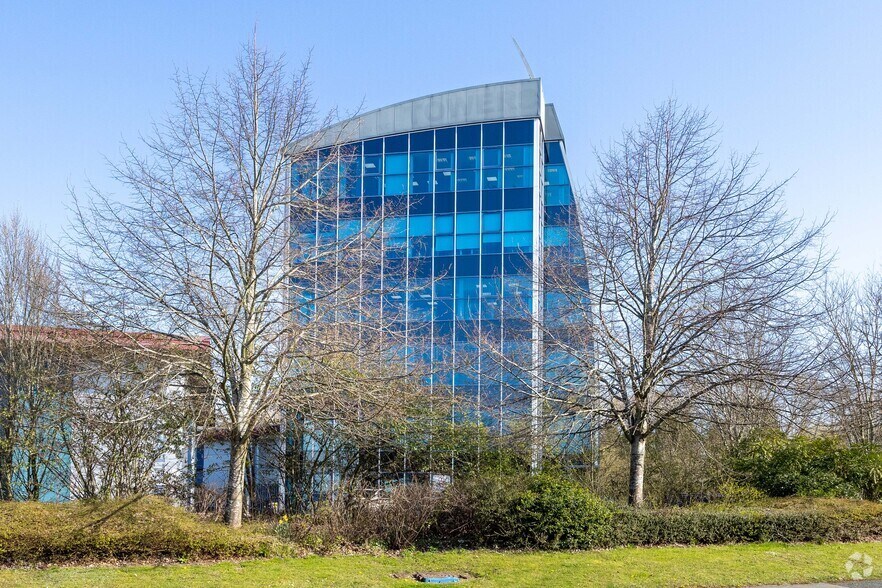 Wheelhouse Rd, Rugeley à louer - Photo du bâtiment - Image 1 de 2