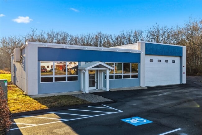 More details for 173 Cross Rd, Waterford, CT - Flex for Lease