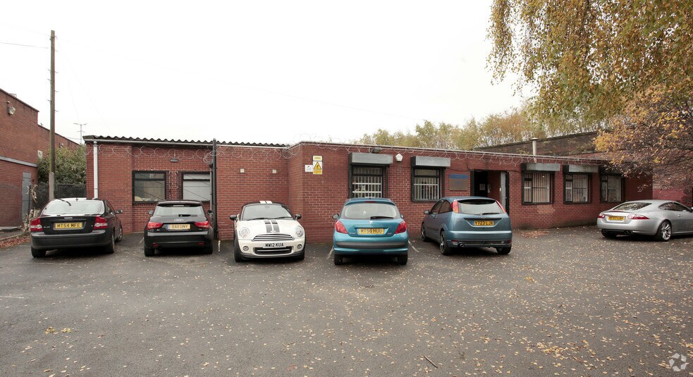 5 Pittbrook St, Manchester à vendre - Photo du bâtiment - Image 2 de 2