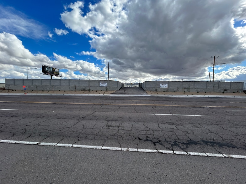 12417 W Glendale Ave, Glendale, AZ à louer - Photo du bâtiment - Image 2 de 6