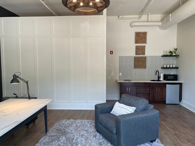 1600 Fulton Ave, Charlotte, NC for sale - Building Photo - Image 3 of 14