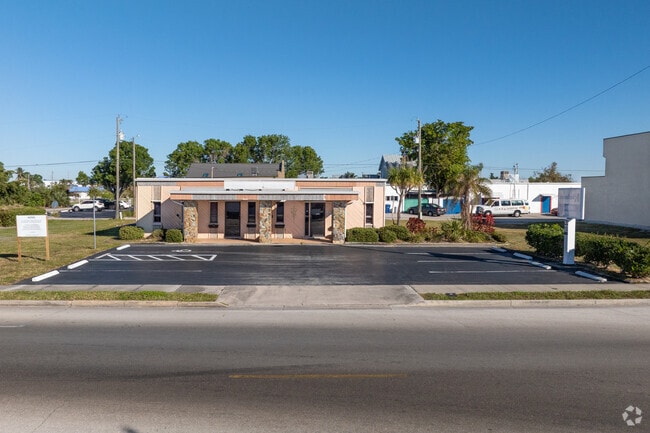 More details for 1711 SE 47th Ter, Cape Coral, FL - Office for Sale