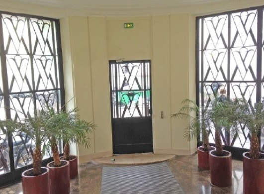 4 Bis Rue Lord Byron, Paris for sale - Building Photo - Image 2 of 14