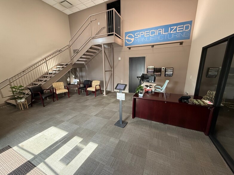 12875 S Minuteman Dr, Draper, UT for lease - Interior Photo - Image 3 of 24