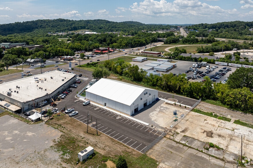 10001 Kingston Pike, Knoxville, TN for lease - Aerial - Image 3 of 6