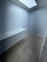 3901 NW 79th Ave, Doral, FL for lease Interior Photo- Image 2 of 10