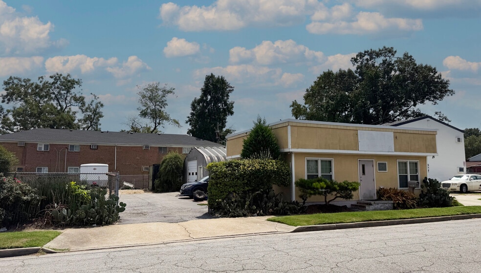 5541 Iowa Ave, Norfolk, VA for sale - Building Photo - Image 2 of 3