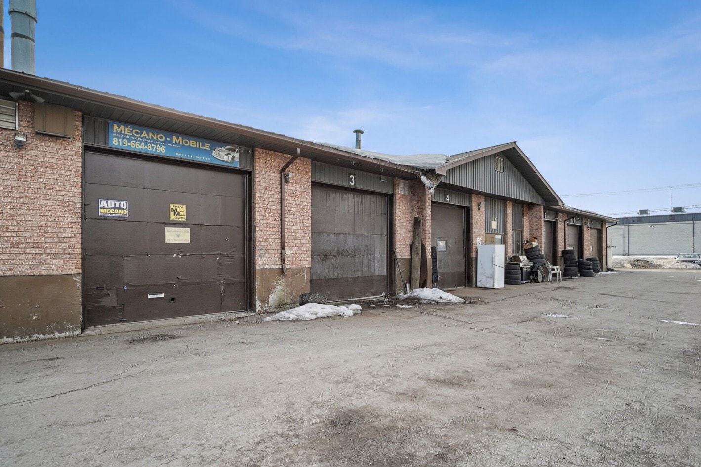 1361 Ch Vanier, Gatineau, QC for sale Primary Photo- Image 1 of 1