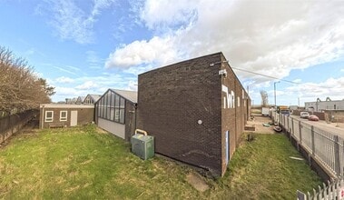 Commercial Rd, Sunderland à louer Photo du bâtiment- Image 2 de 10