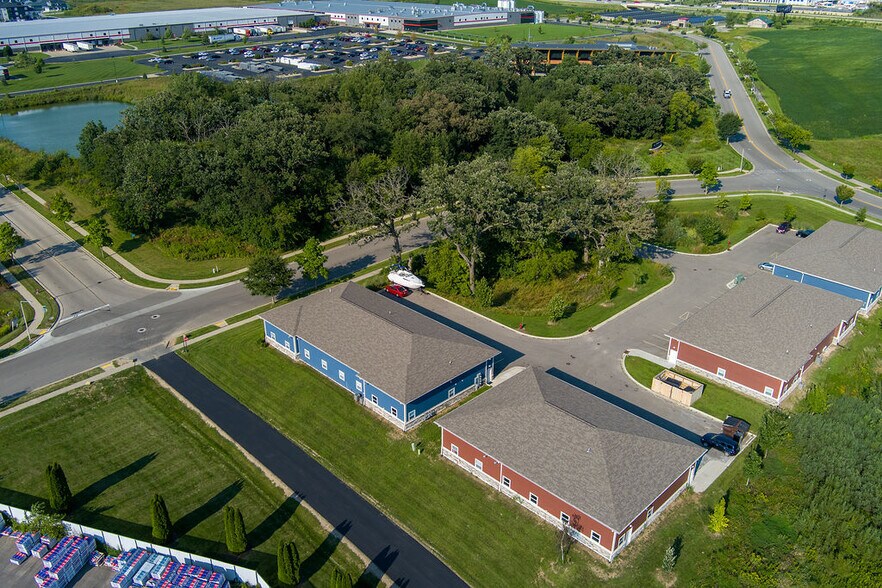 4337 Duraform Ln, Windsor, WI for sale - Building Photo - Image 2 of 7
