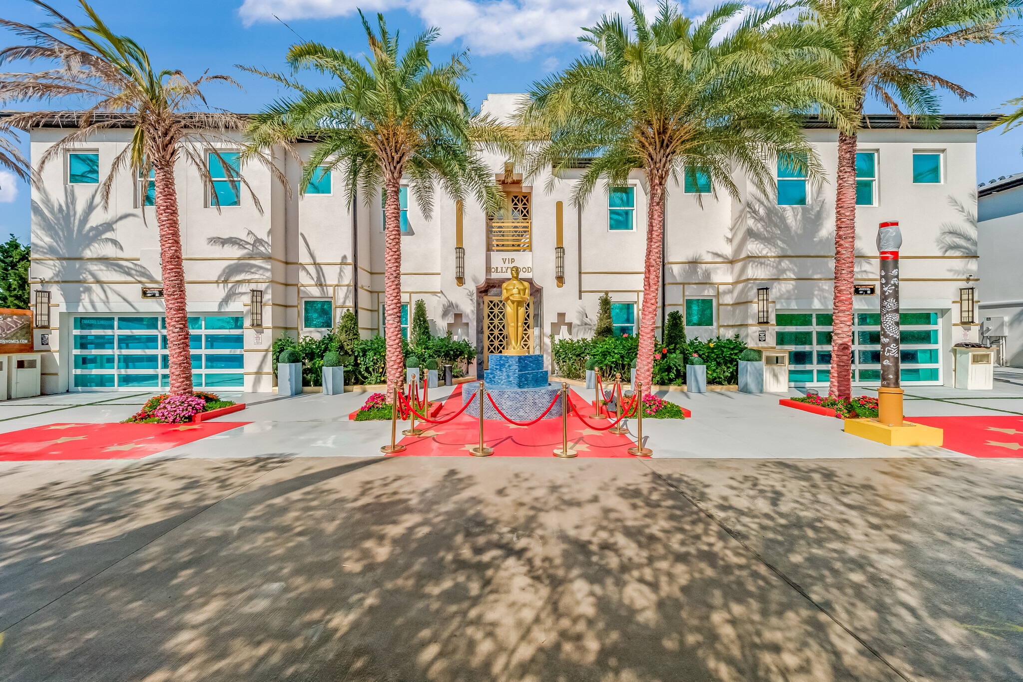 1021 Fantasy Dr, Davenport, FL for sale Primary Photo- Image 1 of 79