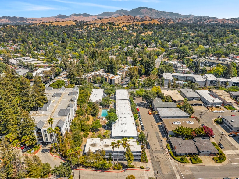 1150 Lincoln Ave, Walnut Creek, CA à vendre - Aérien - Image 2 de 13