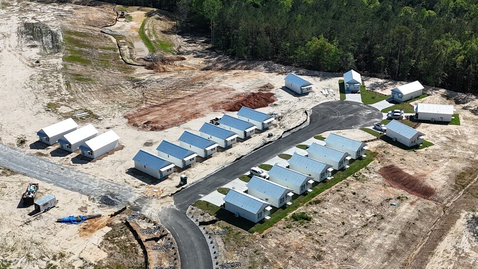 20 Massey Dr, Phenix City, AL à vendre - Photo du bâtiment - Image 3 de 9