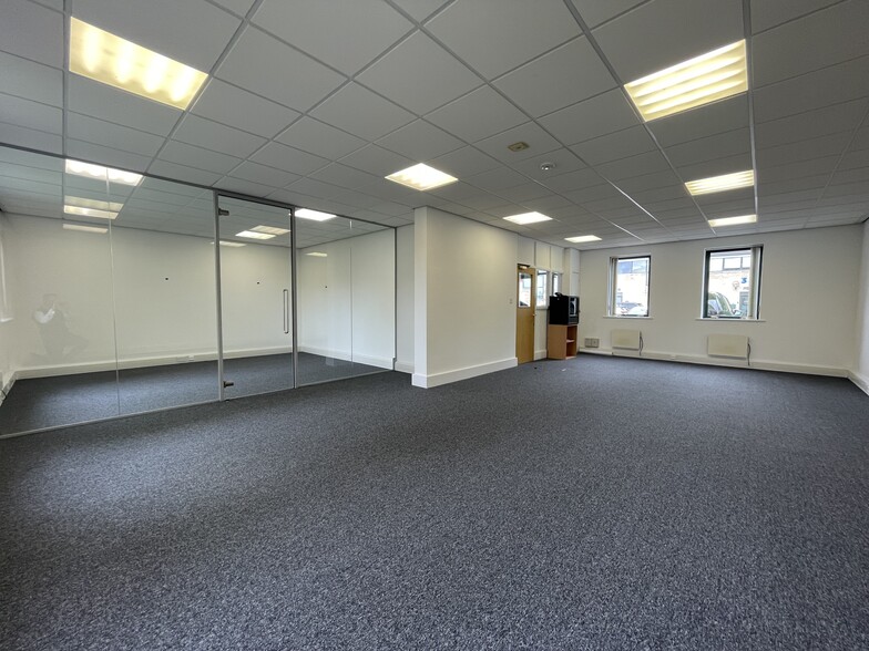 Blenheim Office Park, Long Hanborough for lease - Building Photo - Image 3 of 7