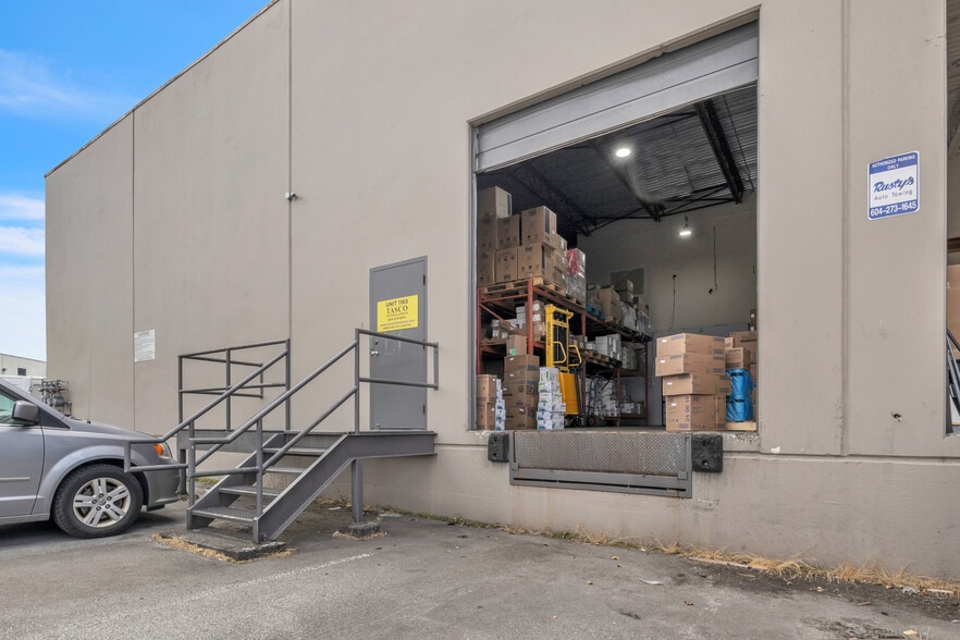 11871 Horseshoe Way, Richmond, BC for lease - Building Photo - Image 2 of 11
