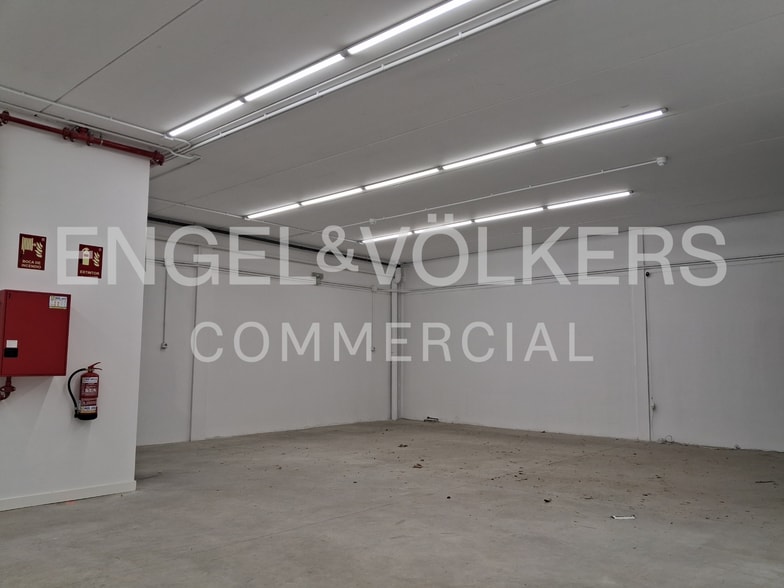 Industrial in Alcorcón, Madrid for lease - Building Photo - Image 2 of 2