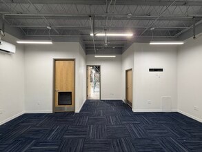 1110 NE 8th Ave, Fort Lauderdale, FL for lease Interior Photo- Image 1 of 5