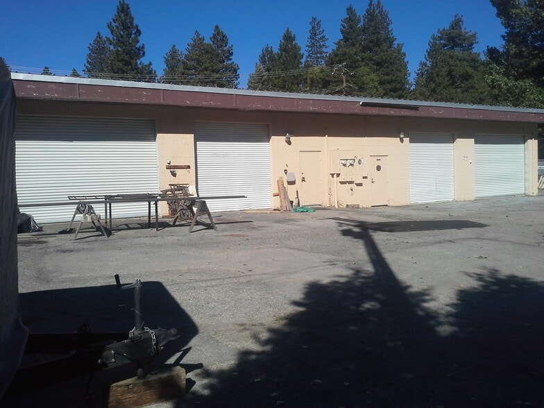 2455 Hunsaker, Running Springs, CA for lease - Building Photo - Image 2 of 7