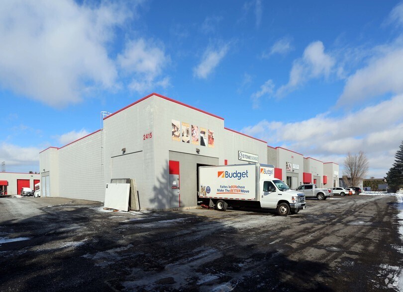 2413 Stevenage Dr, Ottawa, ON à vendre - Photo du bâtiment - Image 1 de 1